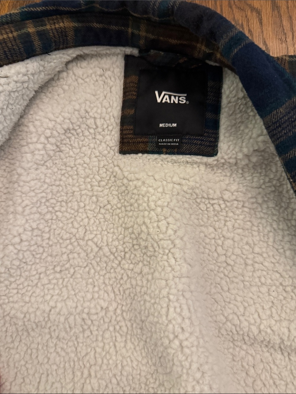 Vans Shacket - Picture 3 of 6